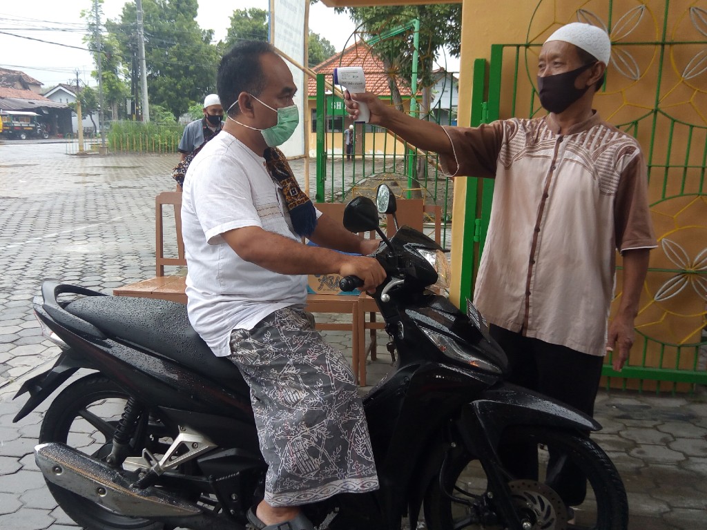 Protokol beribadah di Kulon Progo