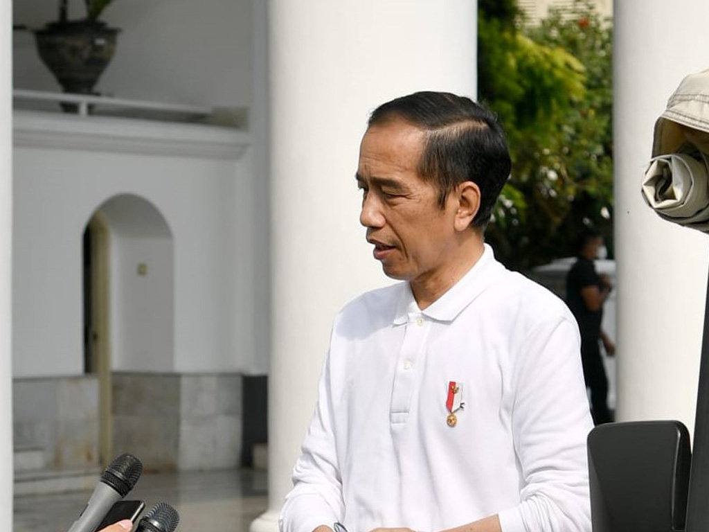 Jokowi di Istana Bogor