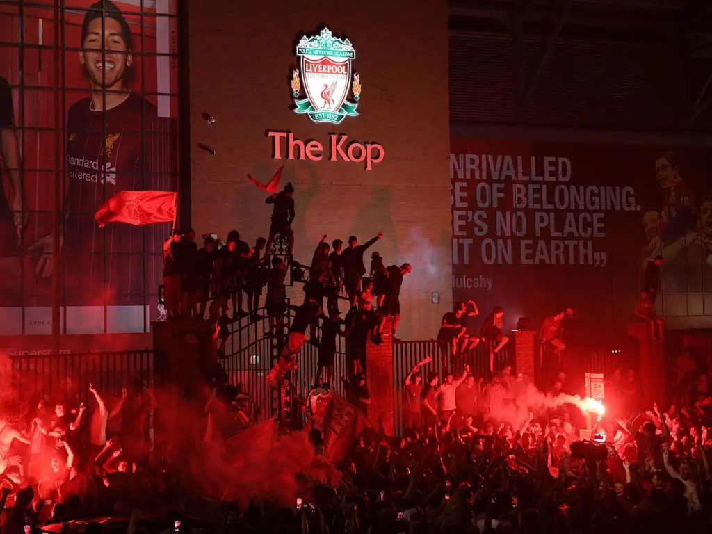 suporter Liverpool