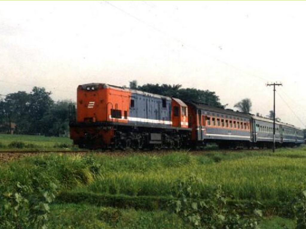 Kereta Api Senja Utama