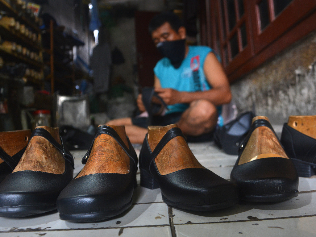 Industri Rumahan Sepatu