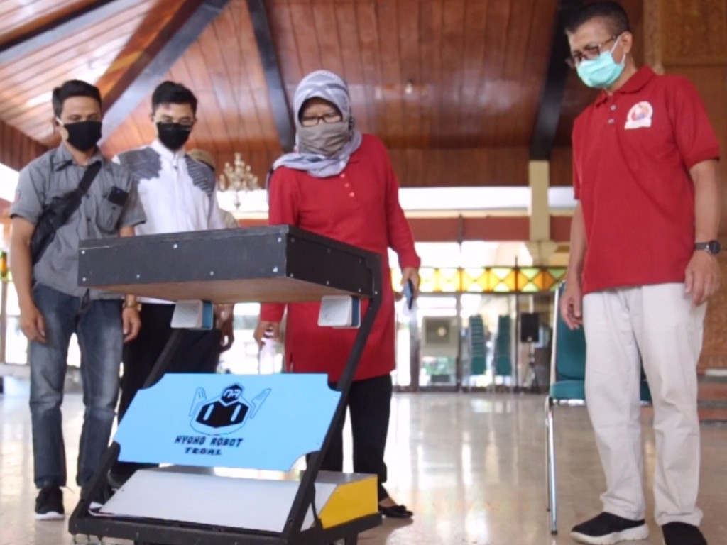 Robot Tegal