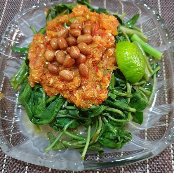 Pelecing Kangkung Lombok