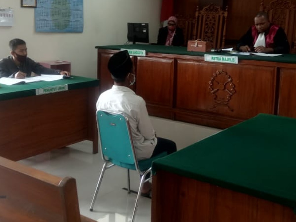 Sidang Kakek di Kulon Progo