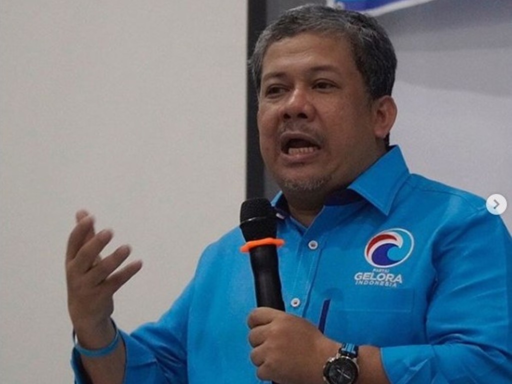 Profil Fahri Hamzah dan Rencana Penghargaan dari Jokowi | Tagar