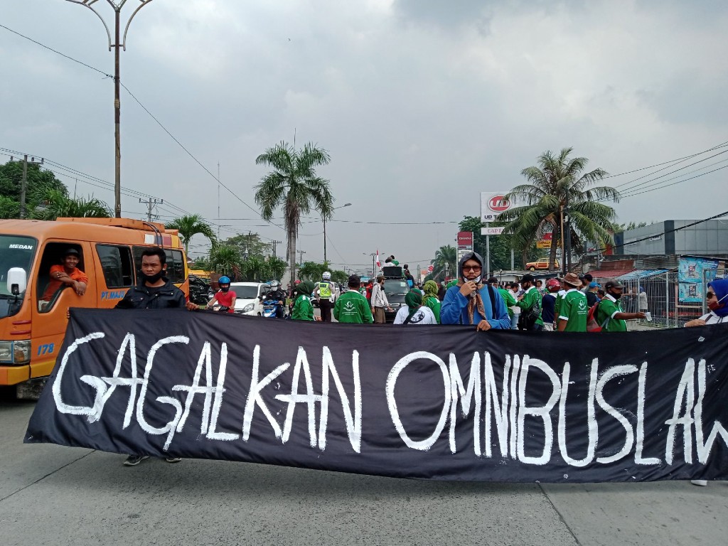 Demo Tolak RUU Omnibus Law di Medan