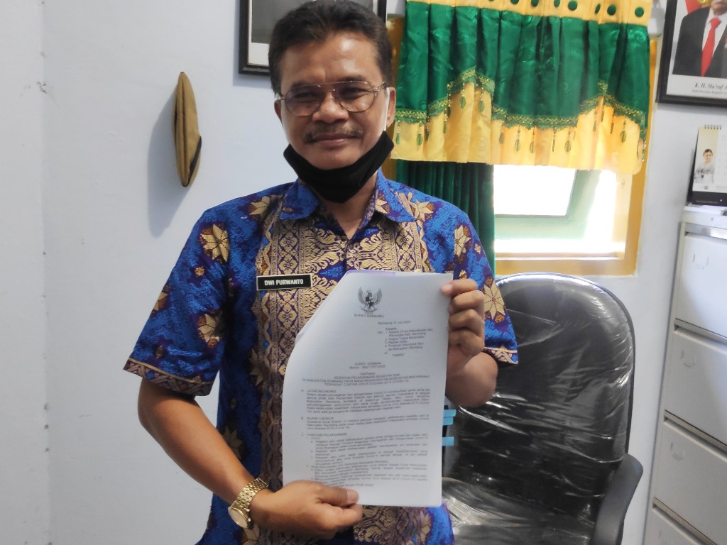 kepala dinbudpar rembang