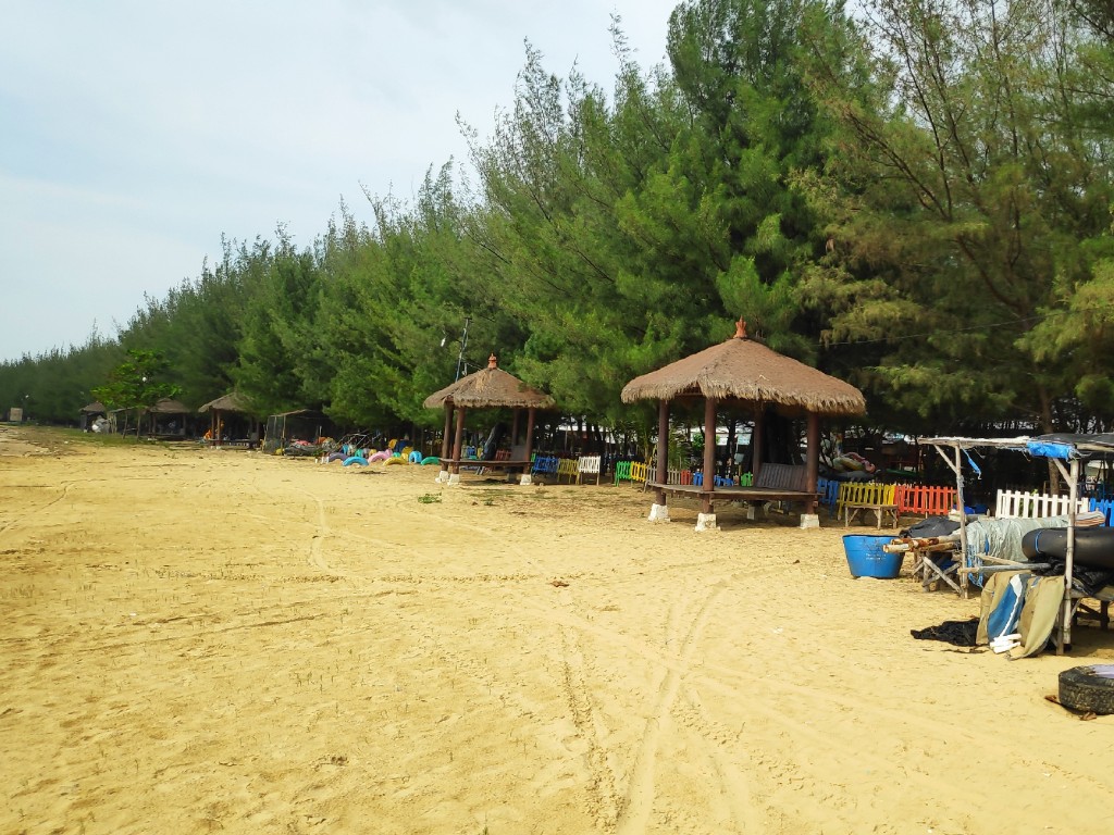 Pantai Karangjahe Rembang