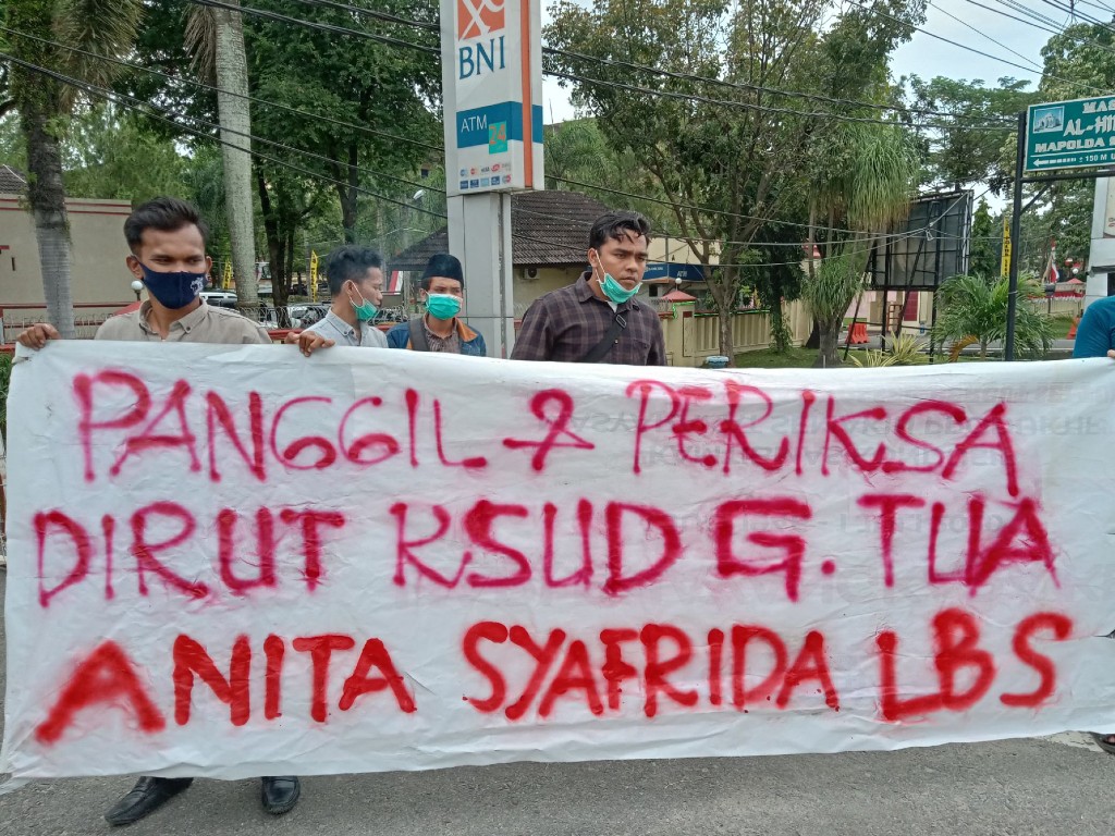 Demo Mahasiswa di Polda Sumut