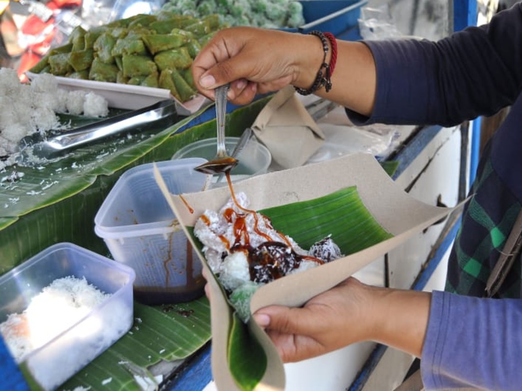 Penjual Klepon