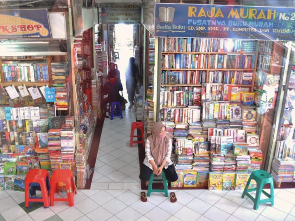 Penjual Buku