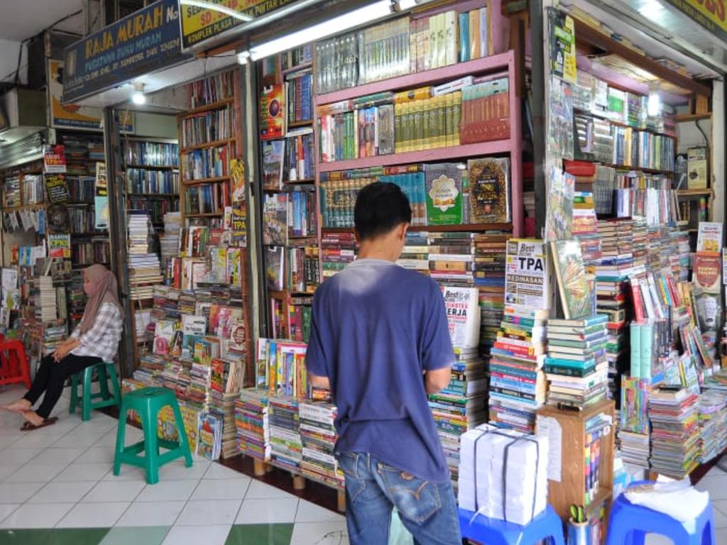 Penjual Buku