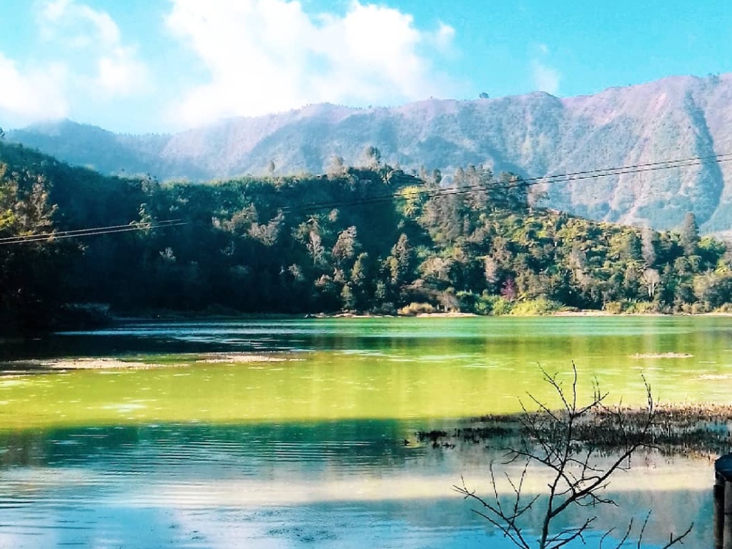 Telaga Warna Dieng