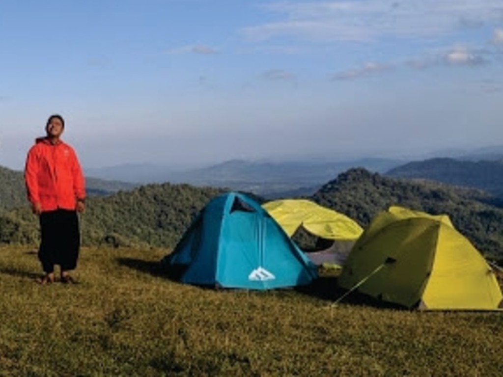 Bukit Teletubies di Maros