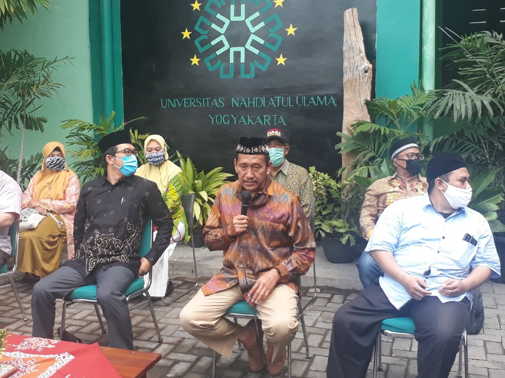 Rektor UNU Yogyakarta, Profesor Purwo Santoso
