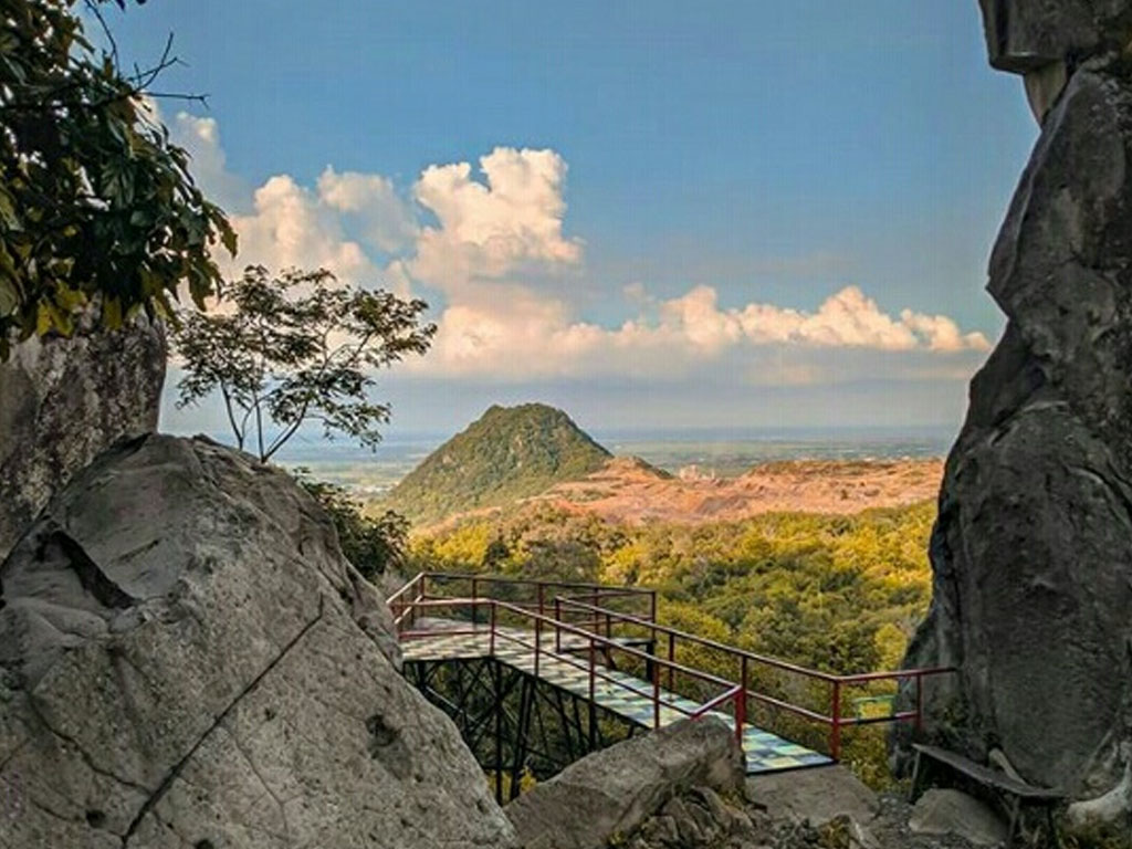 batu lawang kab cirebon