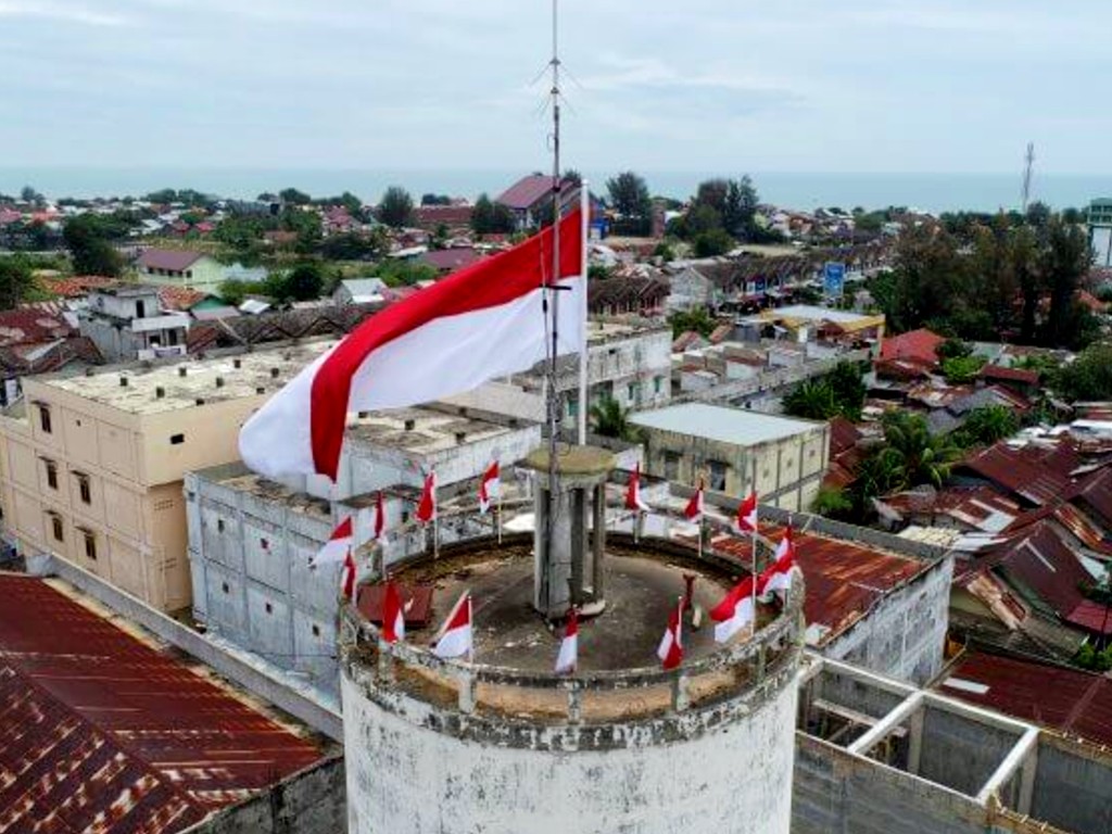 Bendera Merah Putih di Aceh