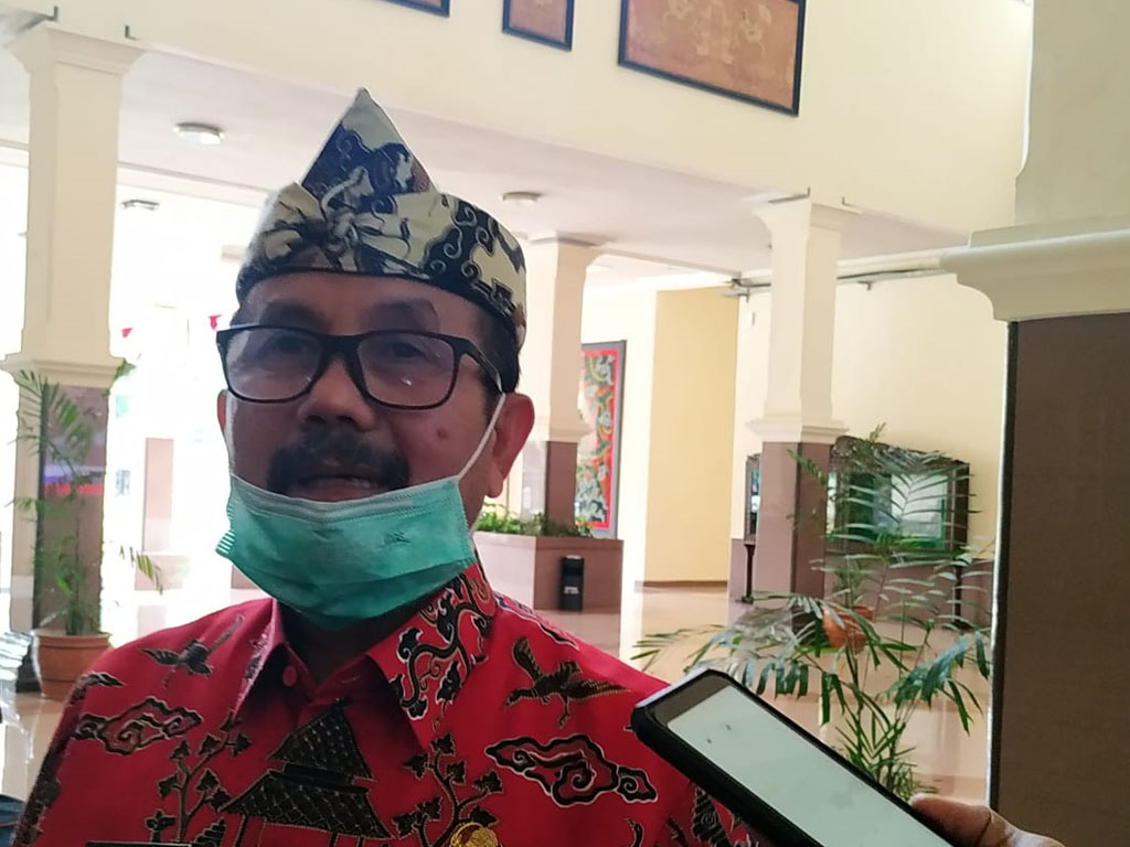 bupati cirebon imron