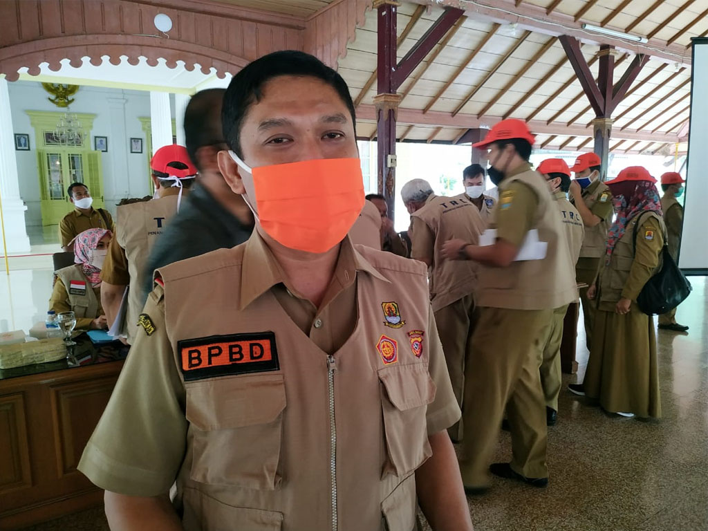 kepala bpbd kab cirebon alex