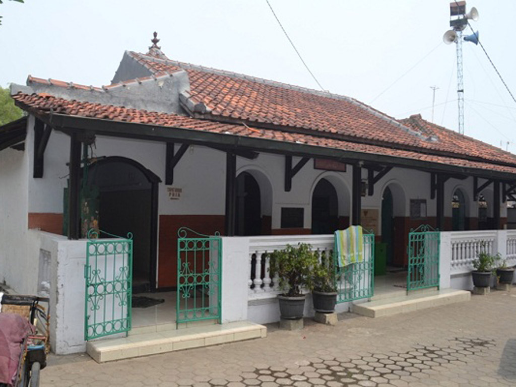 Cerita MAsjid Pejlagrahan Cirebon 1