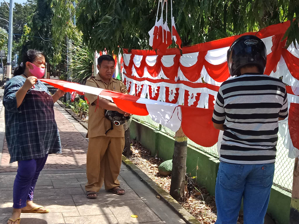 Cerita Penjual Bendera di Bantaeng 3