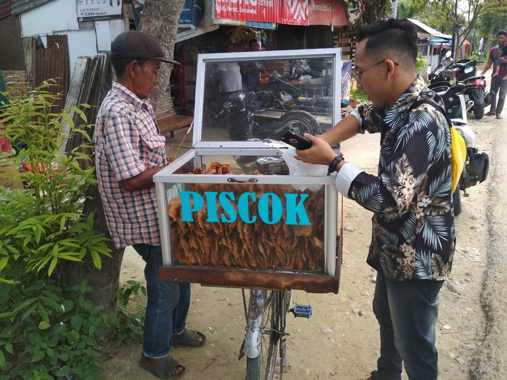 Cerita Penjual Piscok di Aceh 1