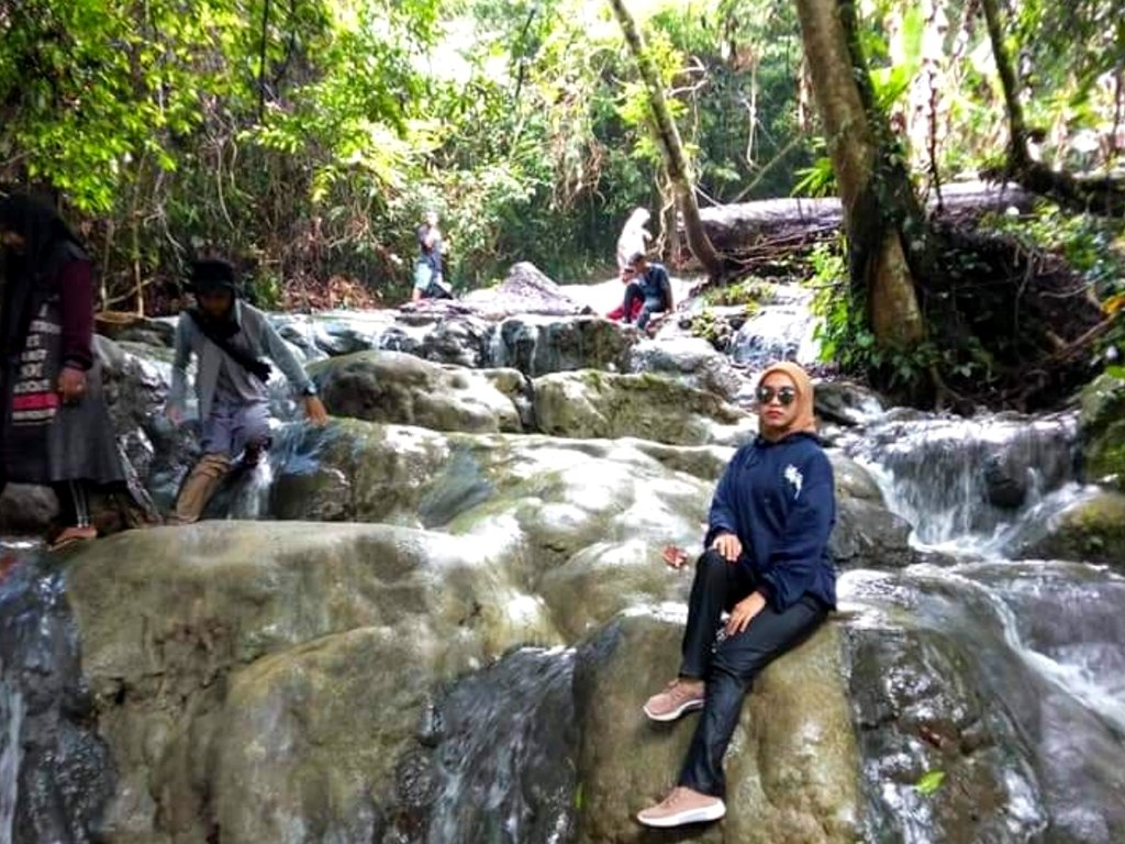 Air Terjun Seribu di Aceh Tamiang, Aceh