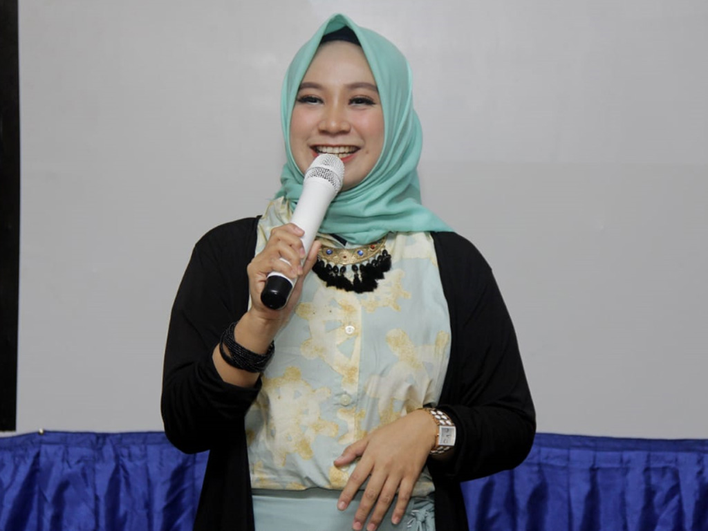 Cerita Dosen Arini 1