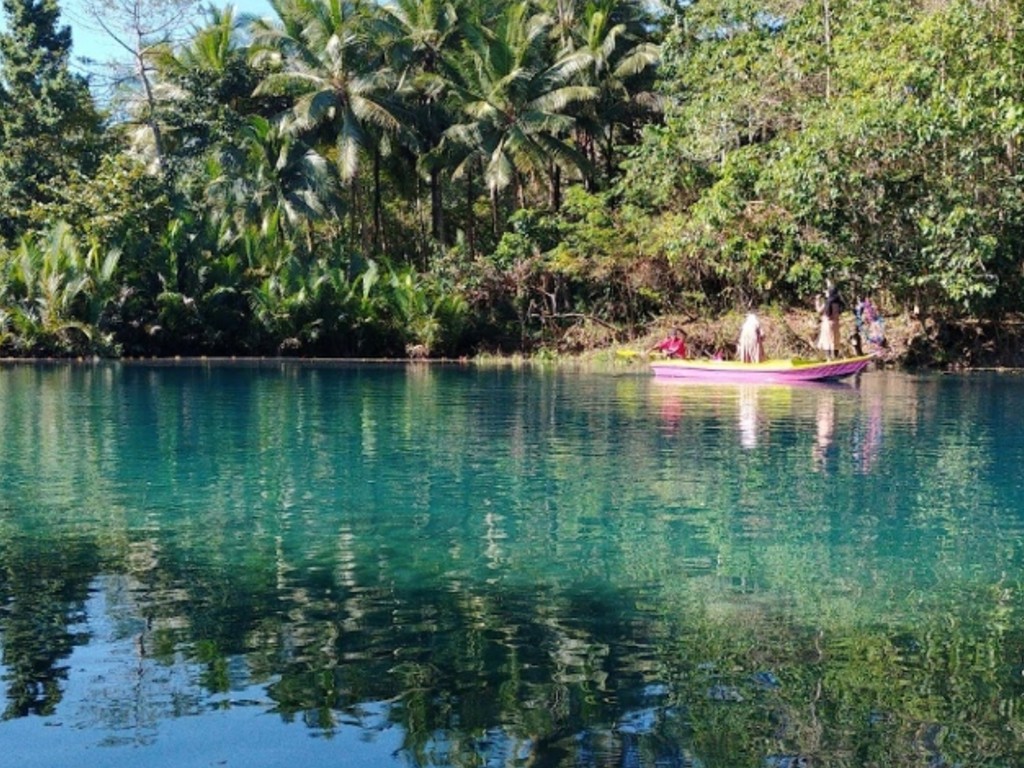 Telaga Biru Ere Manerang, Bulukumba, Sulsel