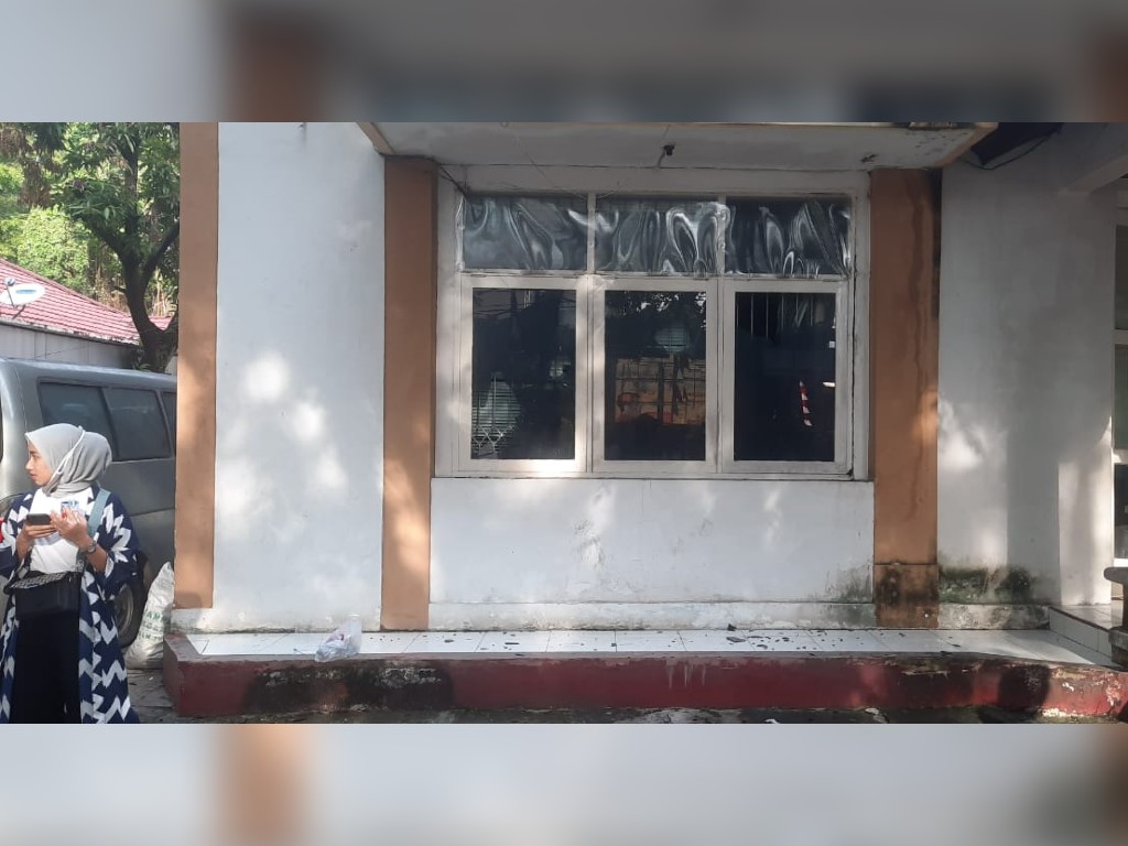 Perusakan kantor KONI Sumbar