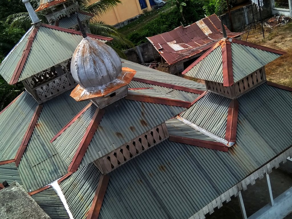 Masjid Tua Aceh Barat