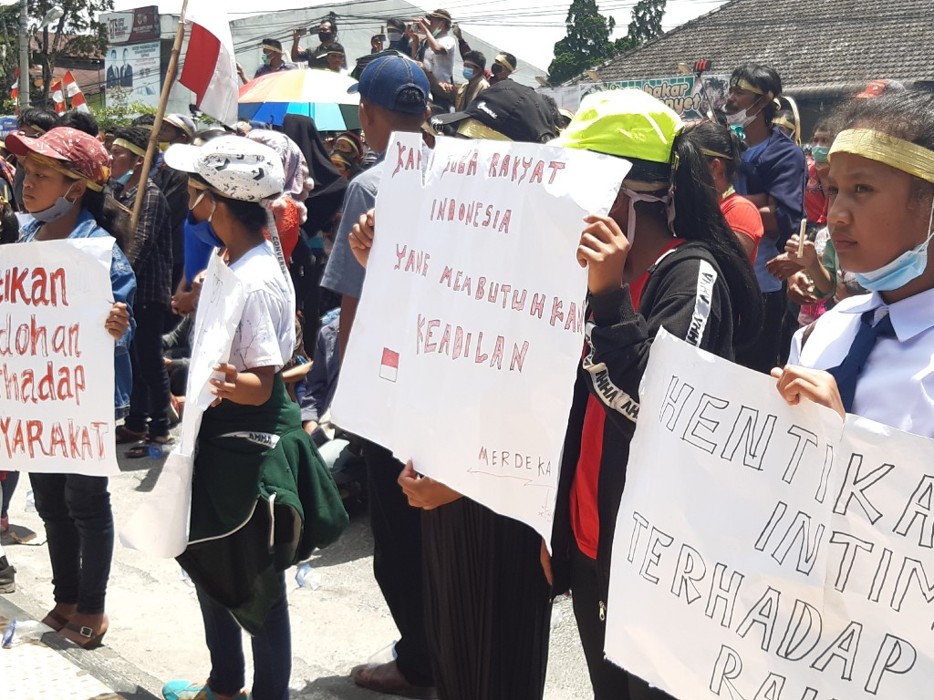 Demo Warga Dairi