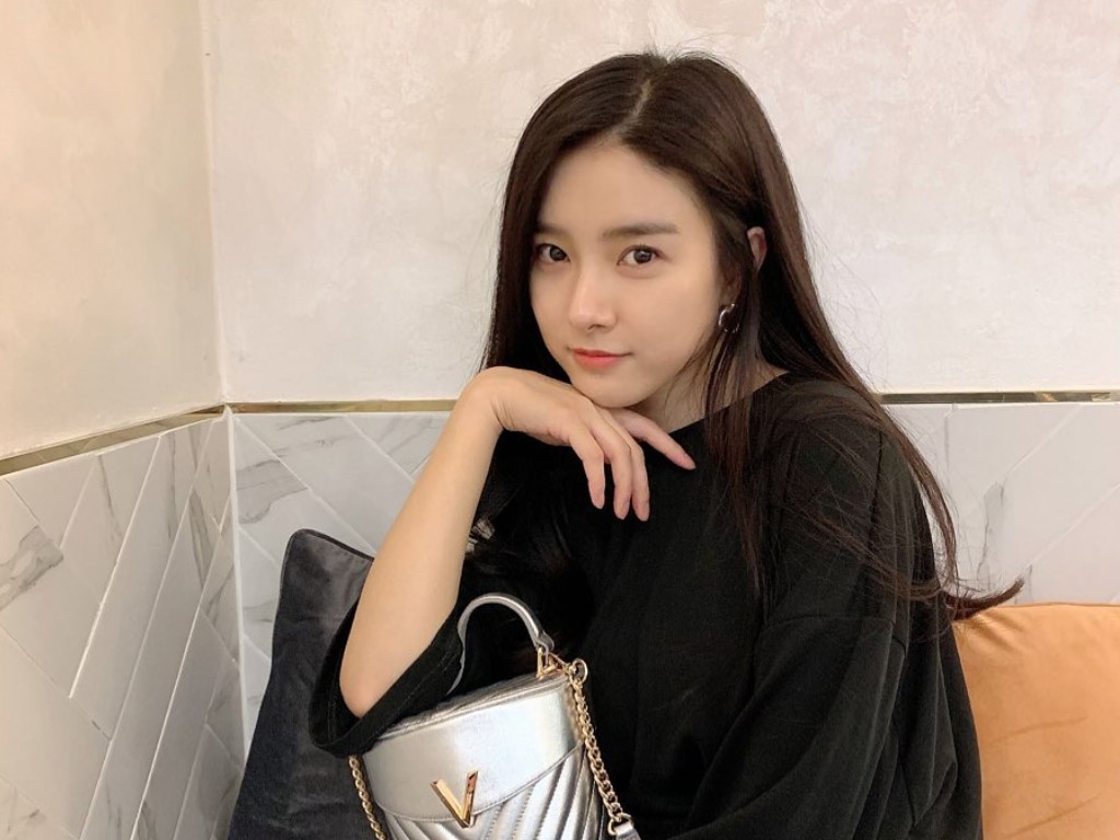 Kim So Eun