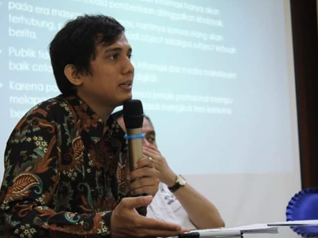 Ara Auza