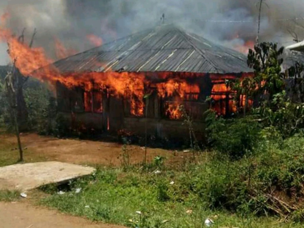 kebakaran rumah manggarai