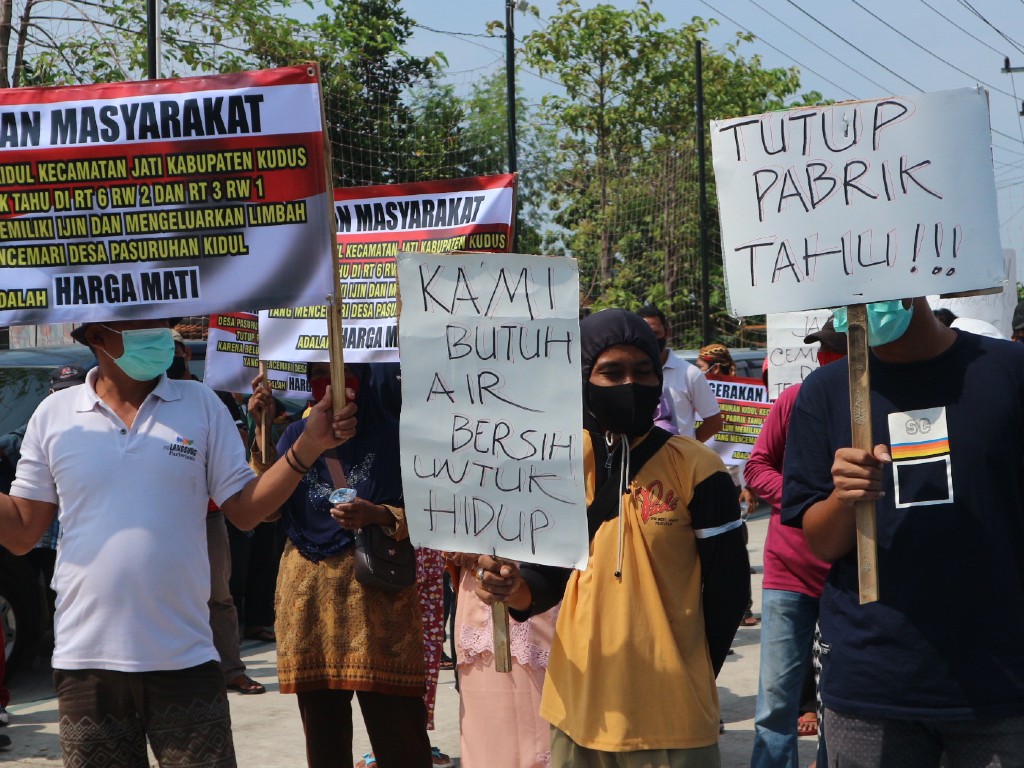 demo pabrik tahu kudus