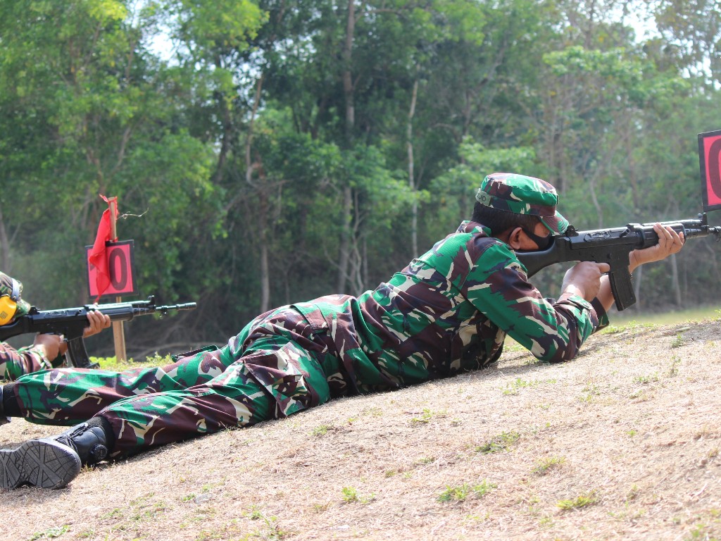 Latihan Menembak-2