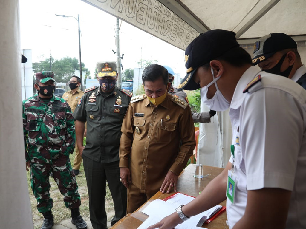 Wali Kota Serang Syafrudin