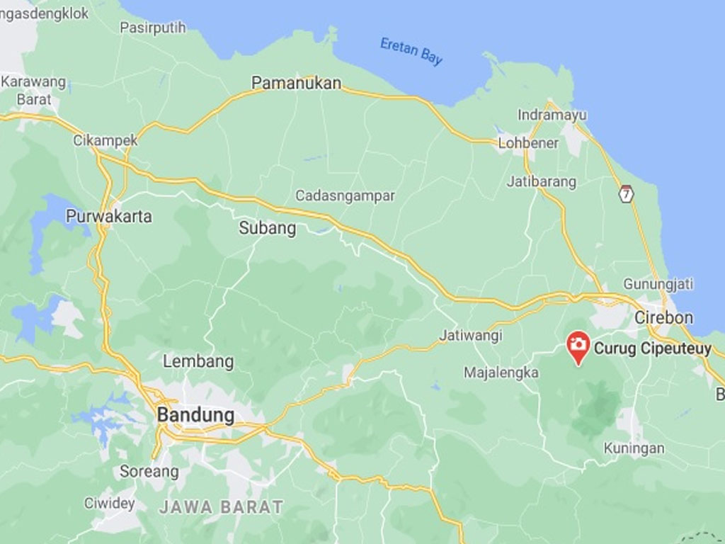 curug cipeuteuy