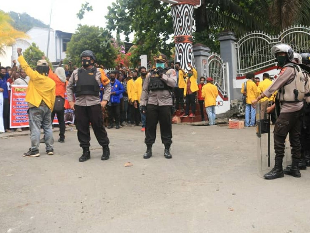 Papua