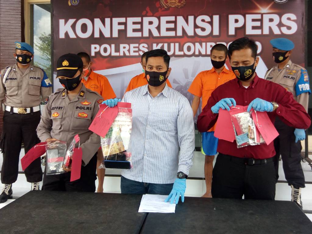 Sabu Celana Dalam di Kulon Progo