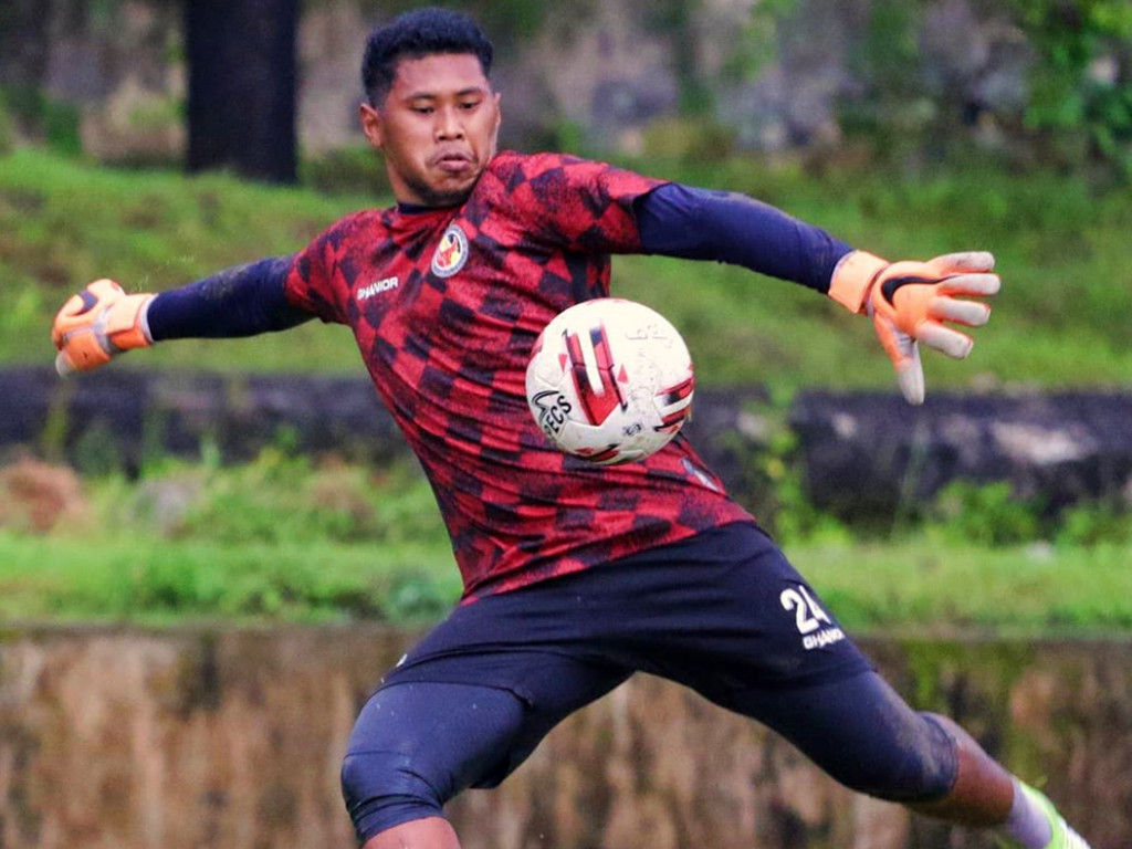 Kiper Semen Padang