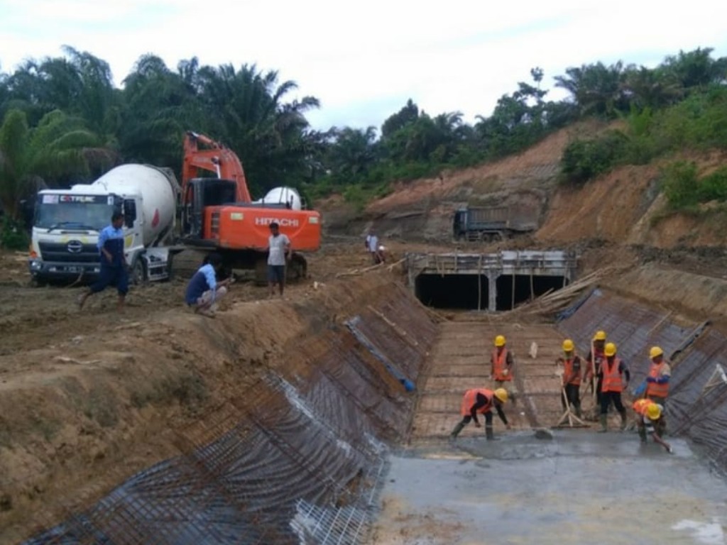 Pembuatan bendungan