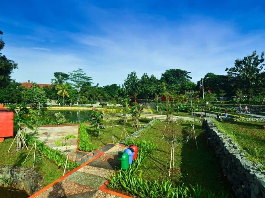 Taman Lembah Mawar di Depok