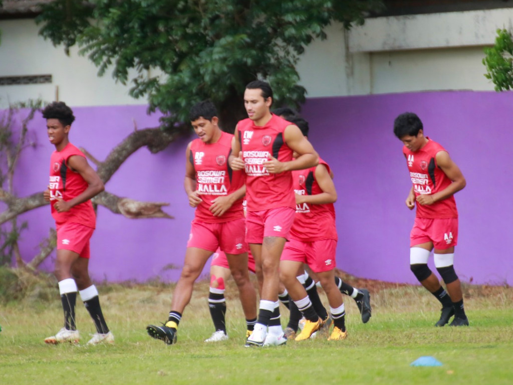 PSM Makassar latihan