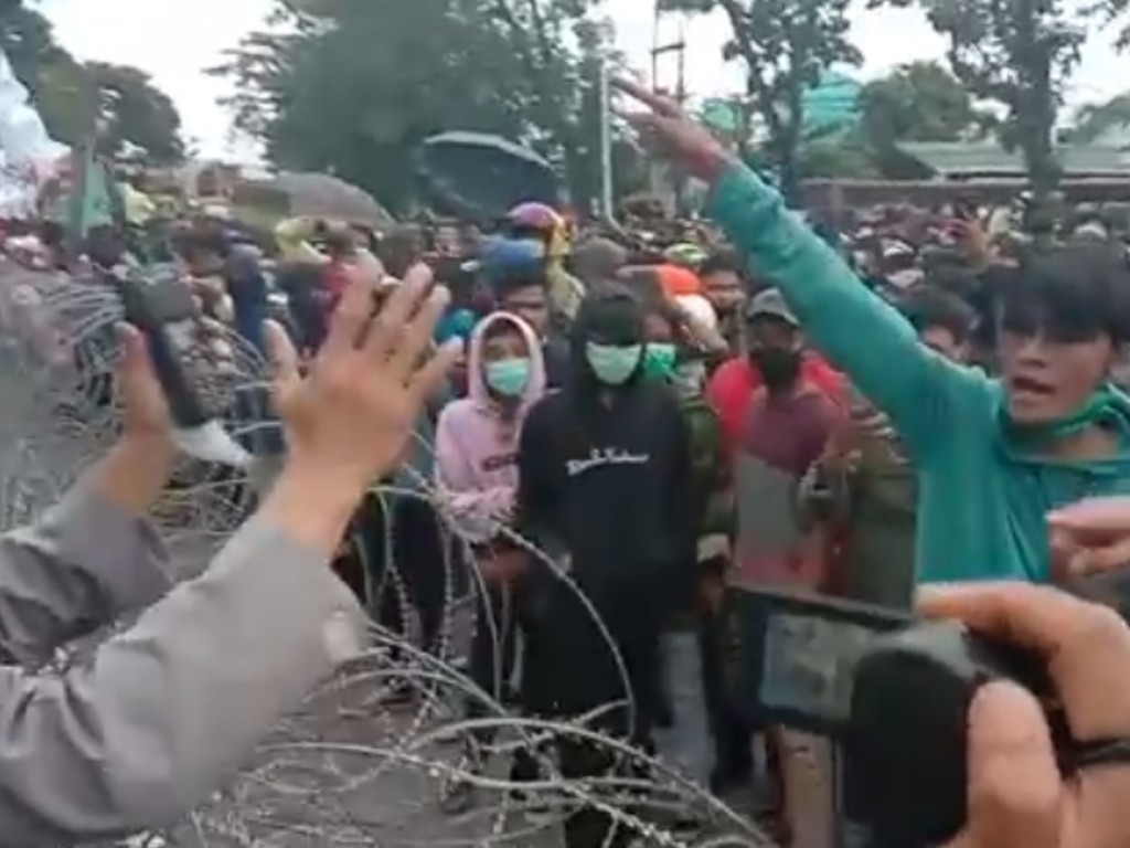 Demo di Padang