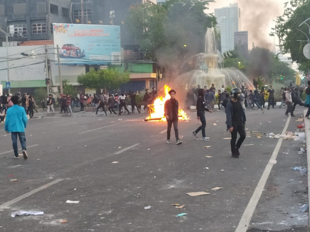 Demo Anarkis Surabaya
