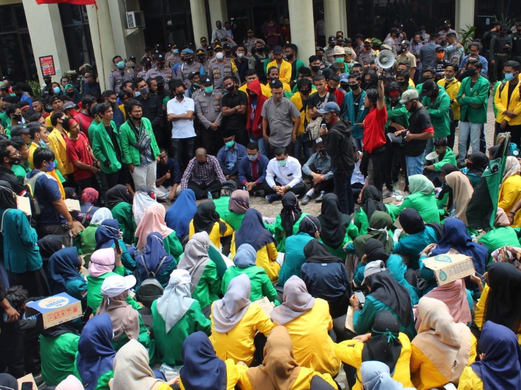 Demo di Lhokseumawe