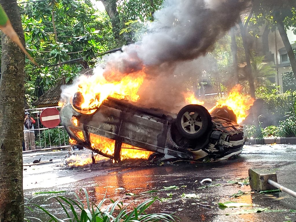 Demo Omnibus Law Malang