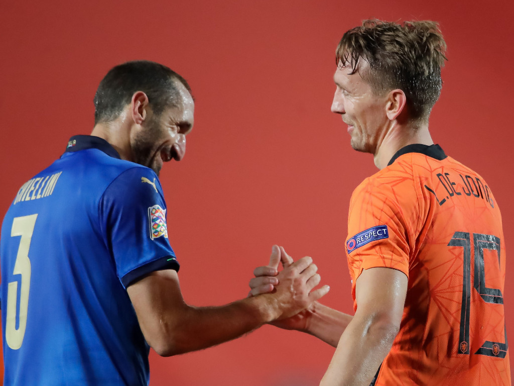 Chiellini dan De Jong